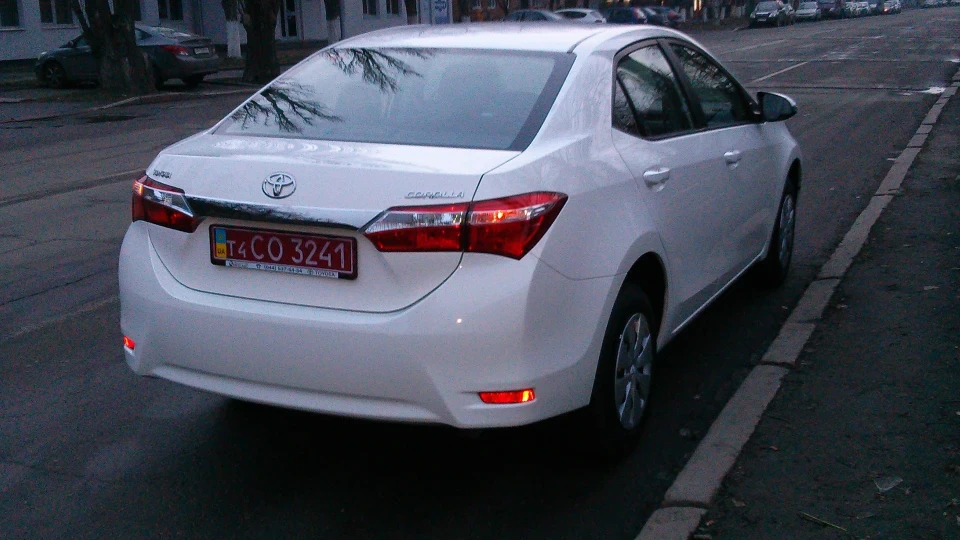 Toyota Corolla 4