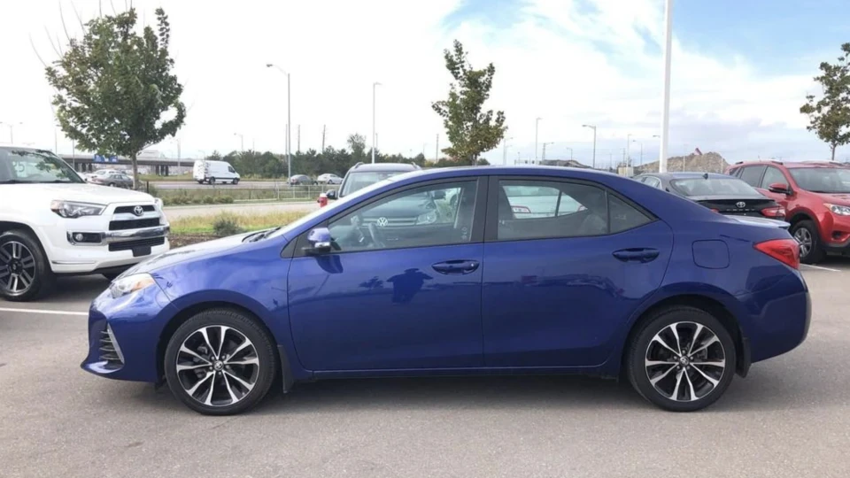 Toyota Corolla 2