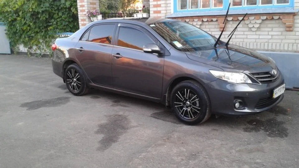 Toyota Corolla 2