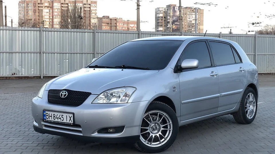 Toyota Corolla 2