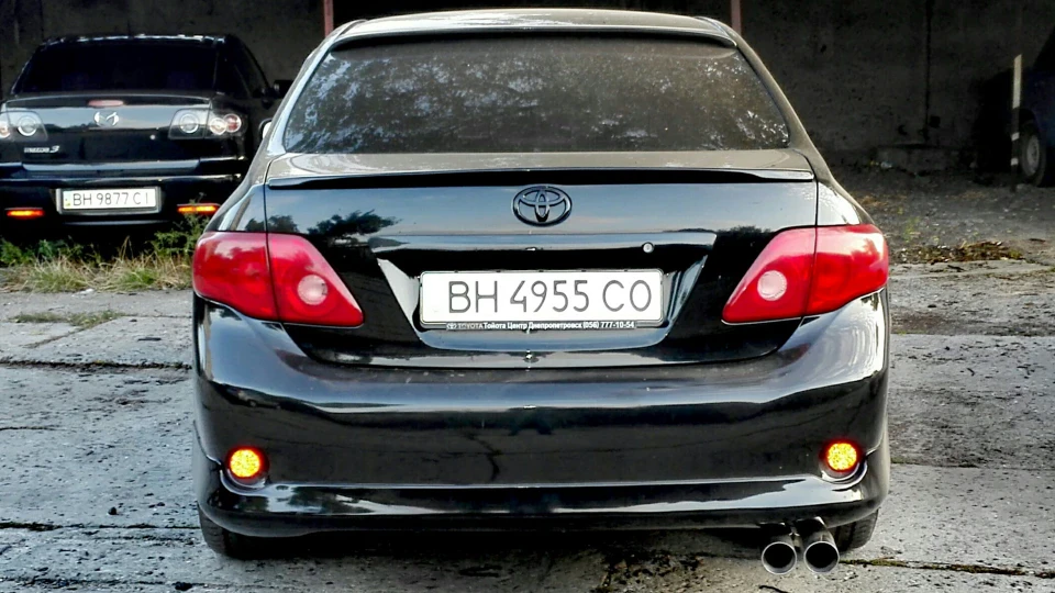 Toyota Corolla 2