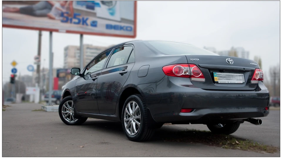 Toyota Corolla 4