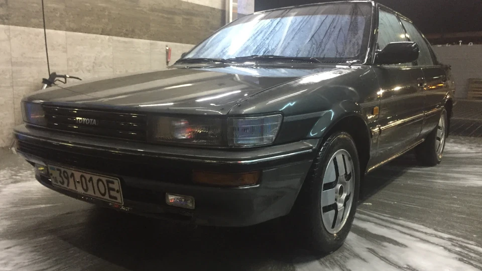Toyota Corolla 4