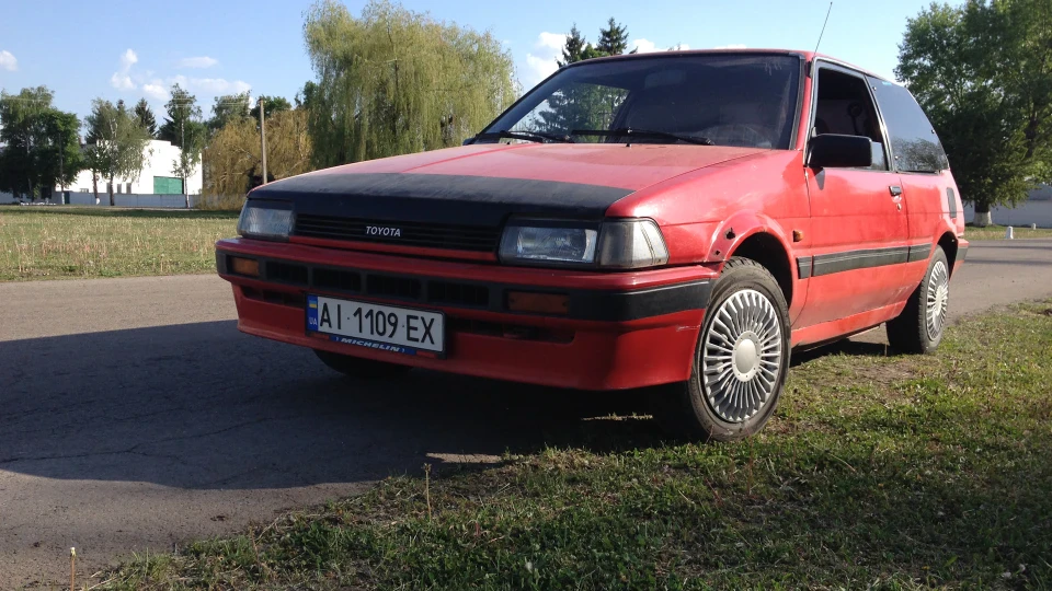 Toyota Corolla 1.3 2E-E 2