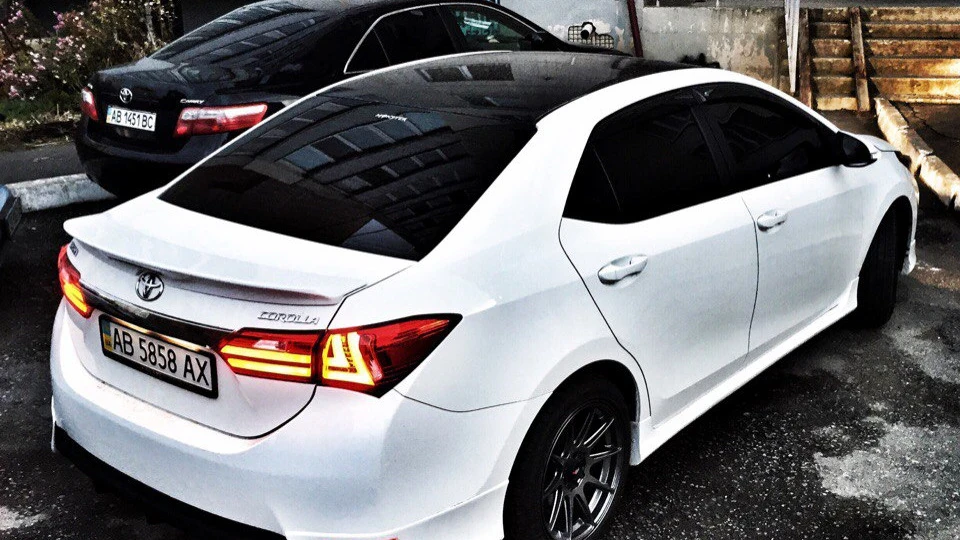 Toyota Corolla 1.3 біла королева 3