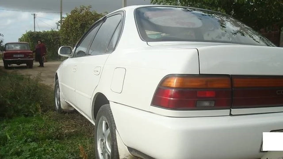 Toyota Corolla 1.3 LX limited 3