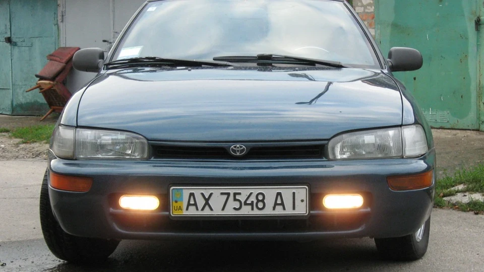 Toyota Corolla 1.3 XLI LiftBack 4