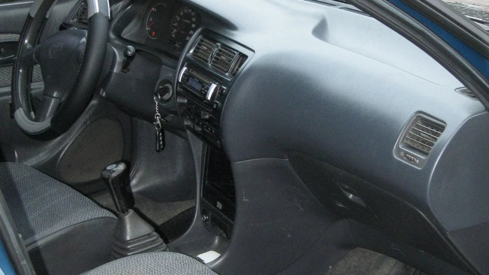 Toyota Corolla 1.3 XLI LiftBack 5