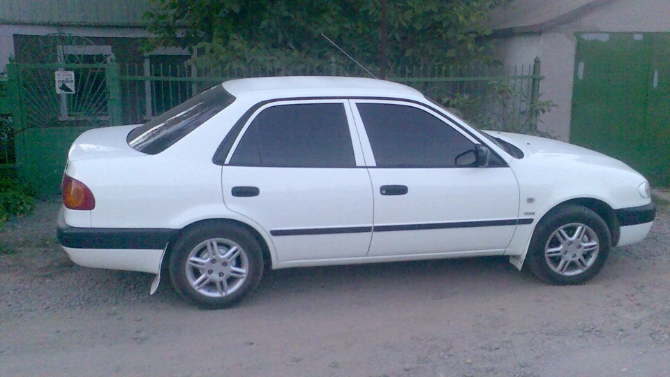 Toyota Corolla 1.4 vvt-i 2