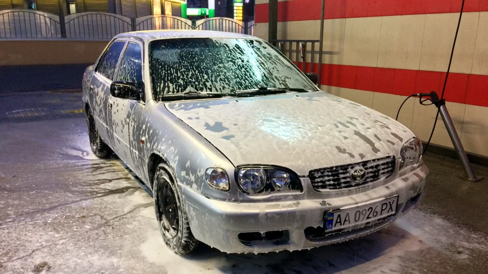 Toyota Corolla 1.4 VVT-I 4
