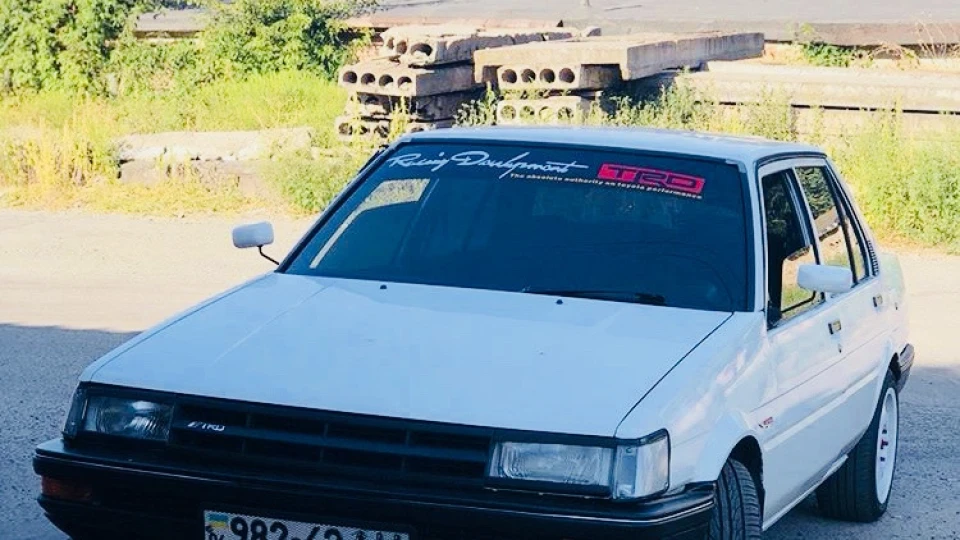 Toyota Corolla 1.6 130л.с. 4