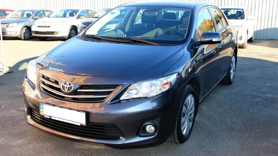 Toyota Corolla 1.6 AT