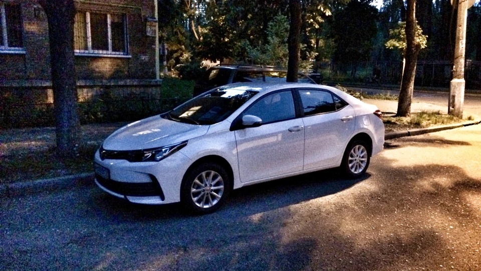 Toyota Corolla 1.6 City 3