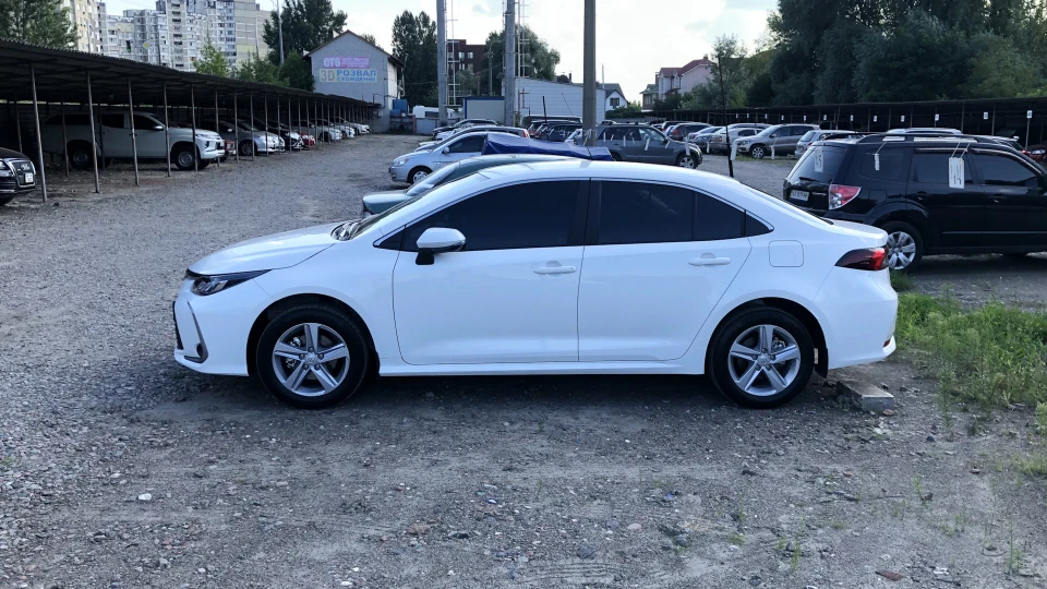 Toyota Corolla 1.6, механічна кпп 2