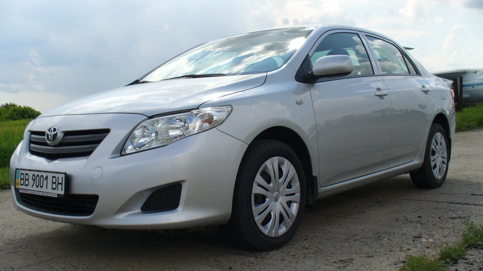 Toyota Corolla 1.6 MMT 2