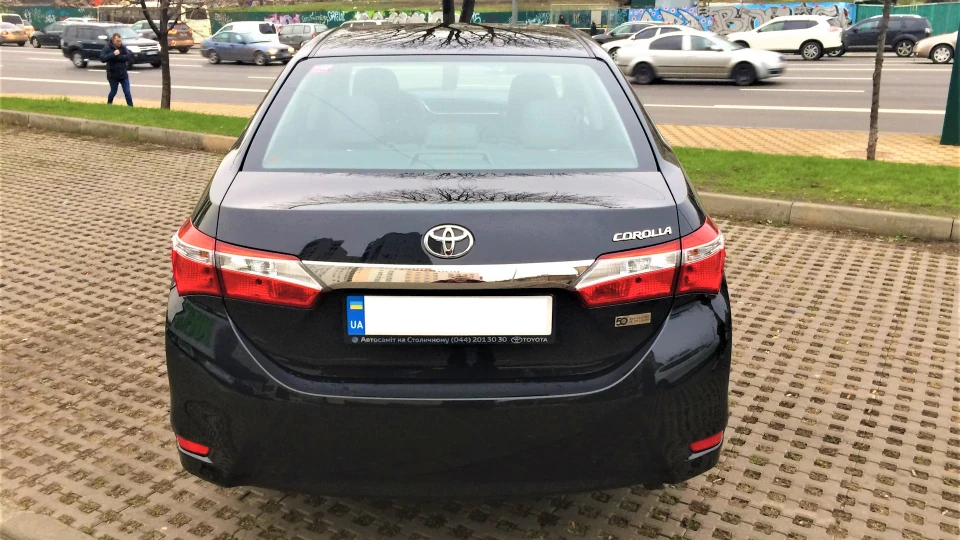 Toyota Corolla 1.6 Practic 3