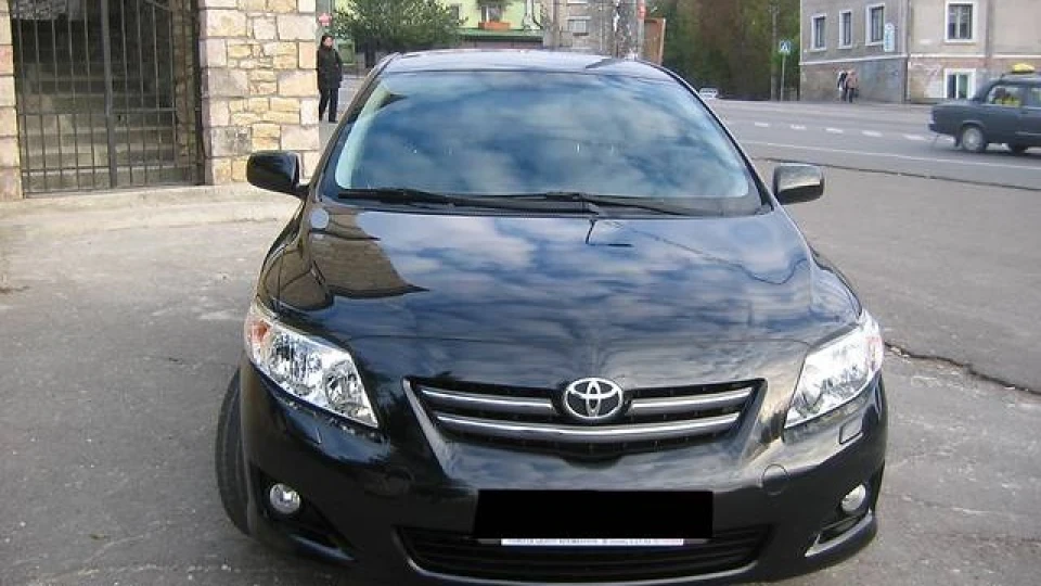 Toyota Corolla 1.6 vvt-i 124 к.с