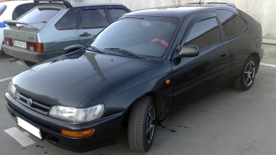 Toyota Corolla 1.6 XLi 3