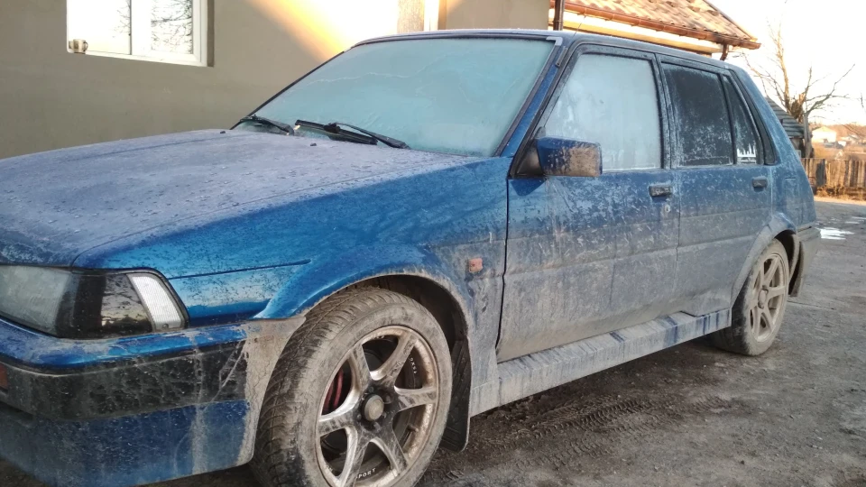 Toyota Corolla 1.8 дизельк шумний 3