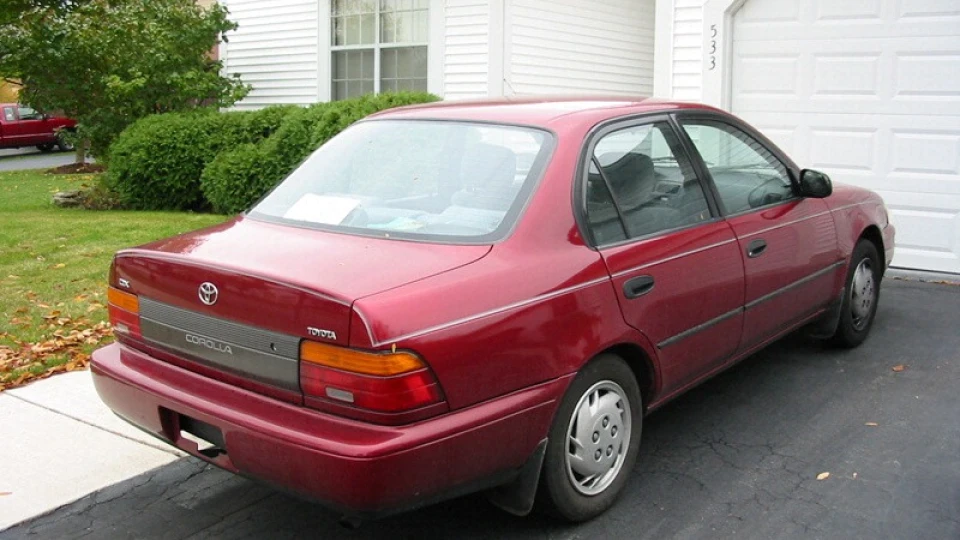 Toyota Corolla 1.8 DX, американка