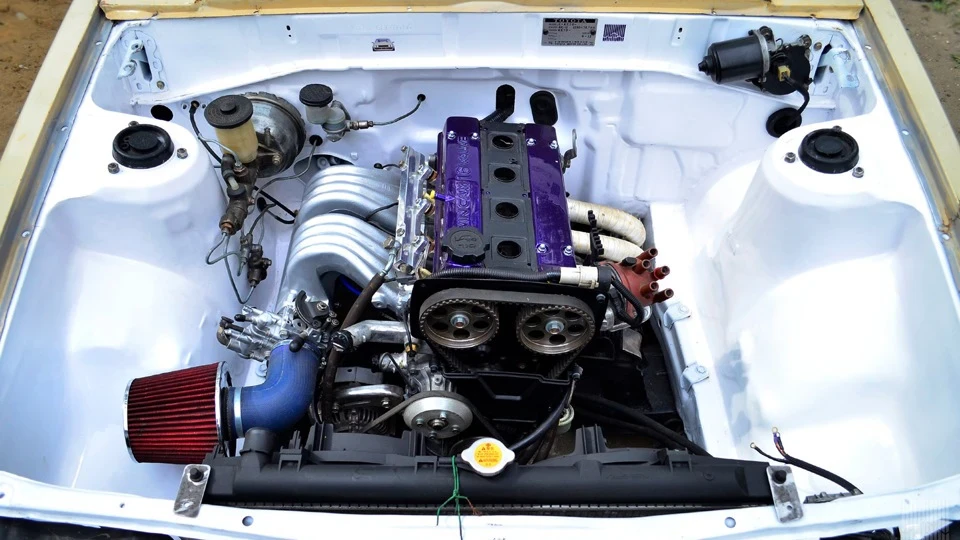 Toyota Corolla 81' 4A-GE inside 4