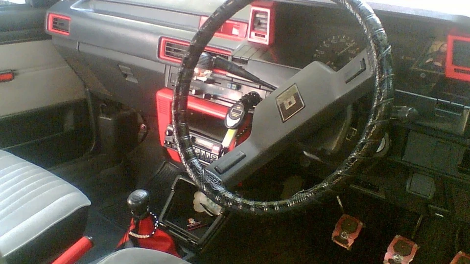 Toyota Corolla АЕ 81 2