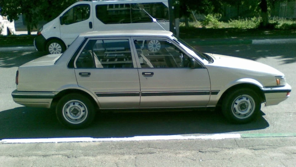 Toyota Corolla АЕ81 2