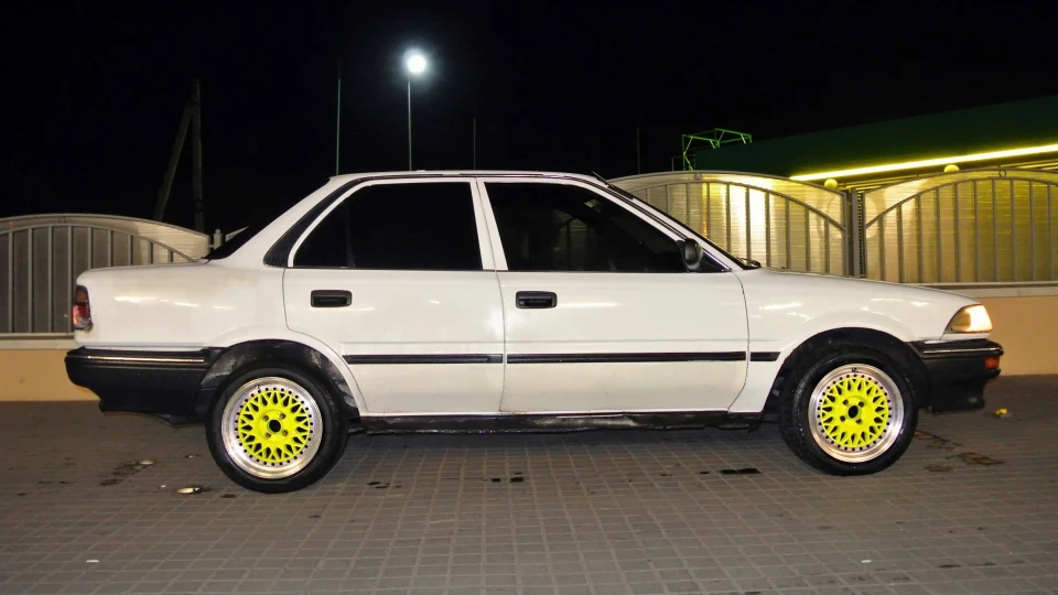 Toyota Corolla AE91 5