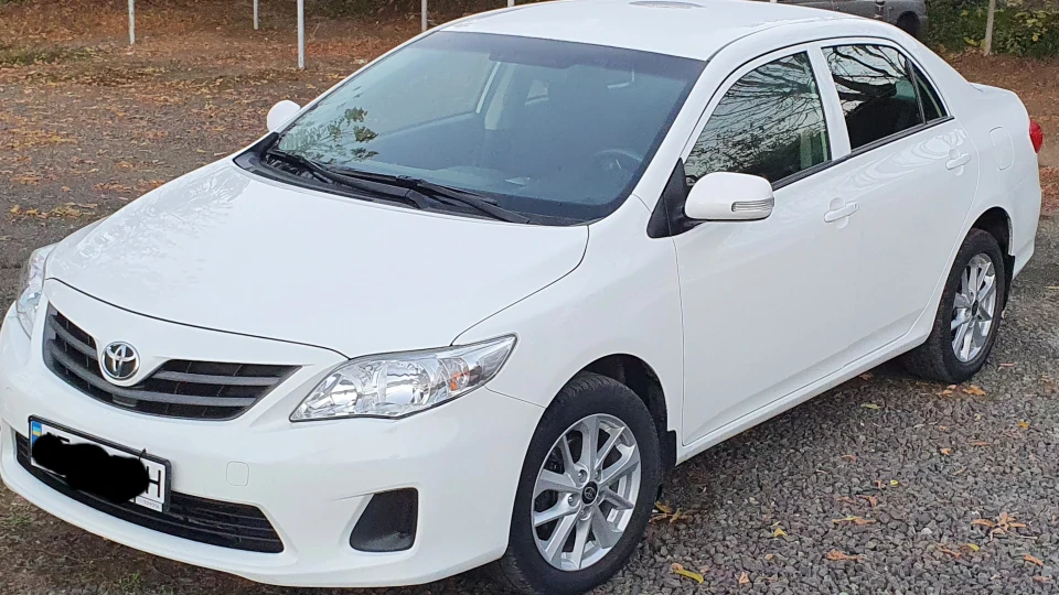 Toyota Corolla Біла Красуня 2