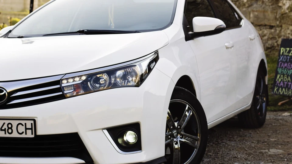 Toyota Corolla Blonda 2