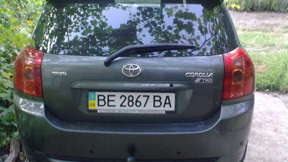Toyota Corolla Болотний металік 2