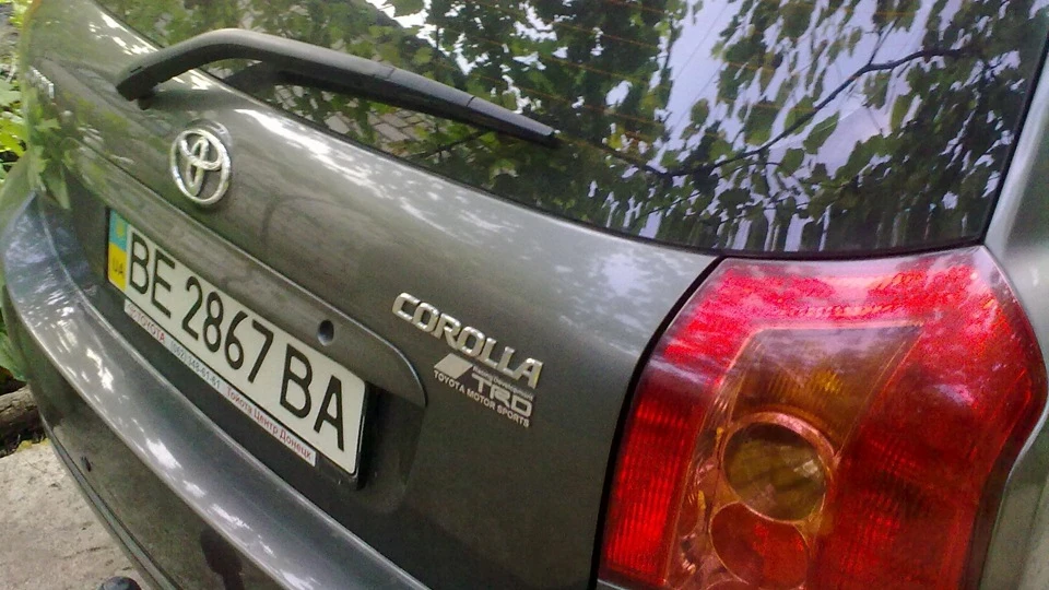 Toyota Corolla Болотний металік 3
