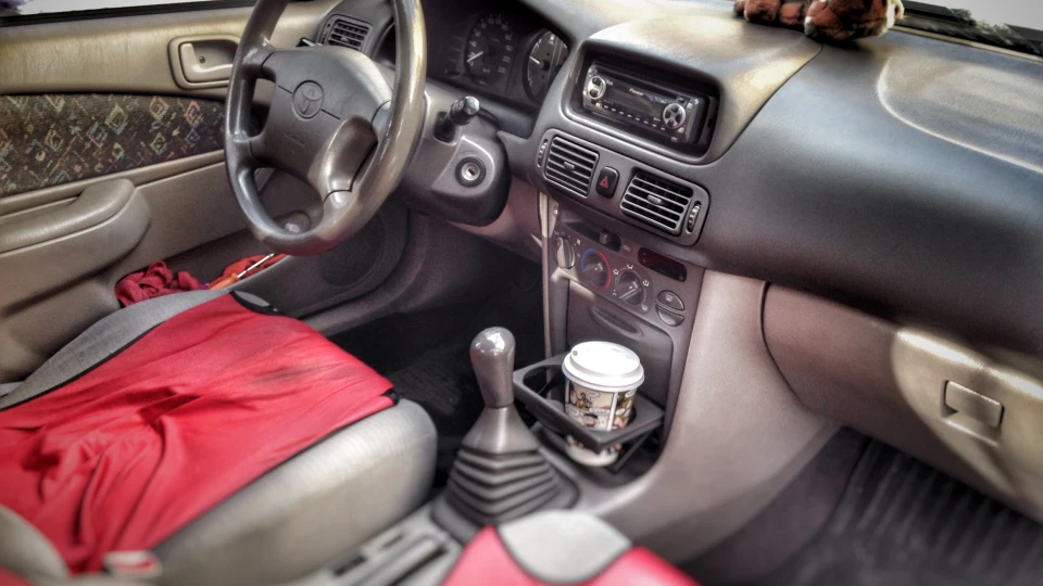 Toyota Corolla БУЛОЧКА 4