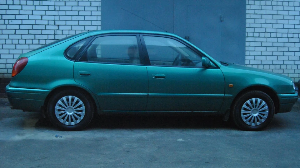 Toyota Corolla Бумбастик ) 3
