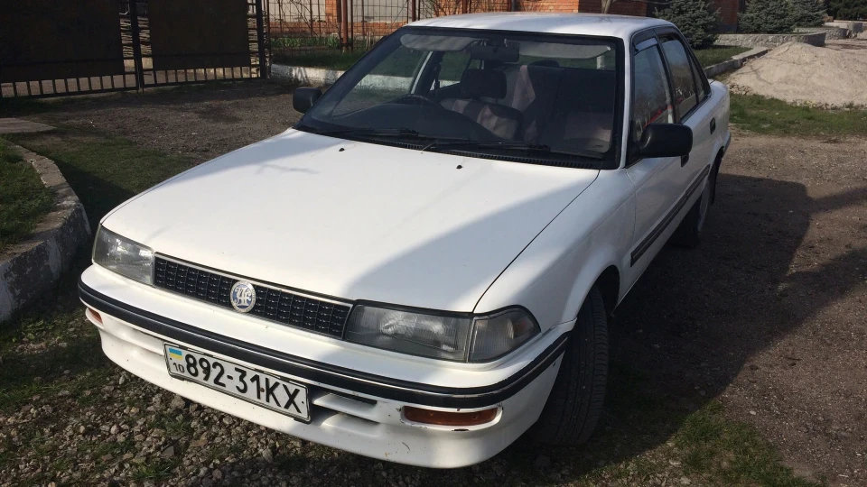 Toyota Corolla CE90 Diesel 2