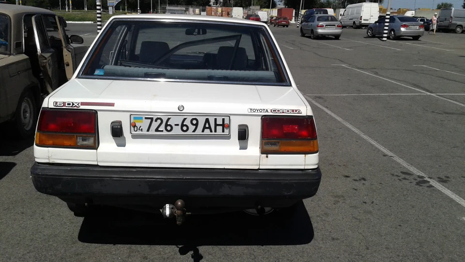 Toyota Corolla DX 3