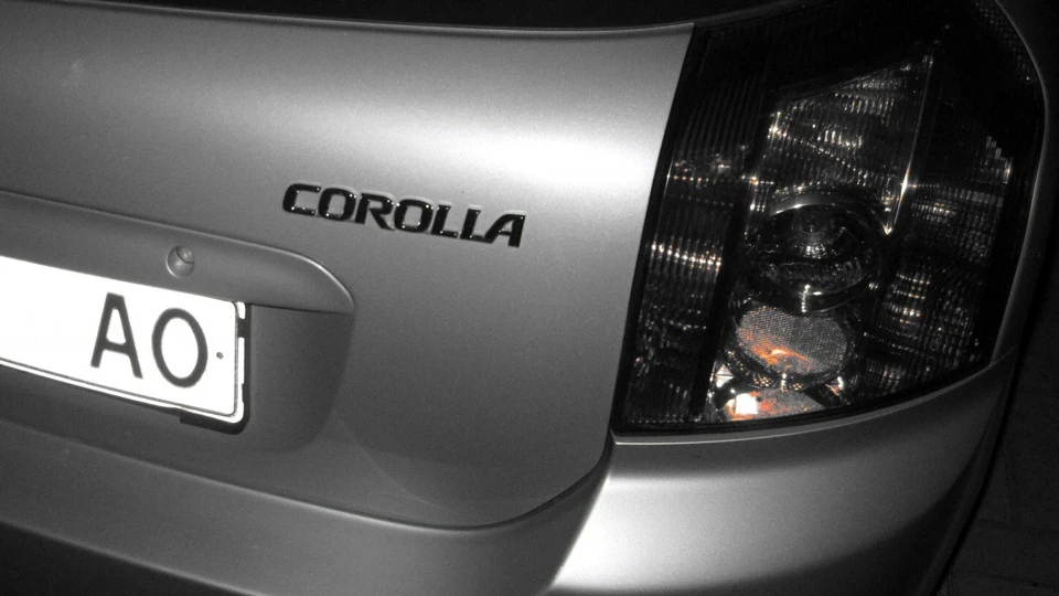 Toyota Corolla E120 4