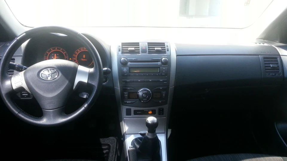 Toyota Corolla E150 4