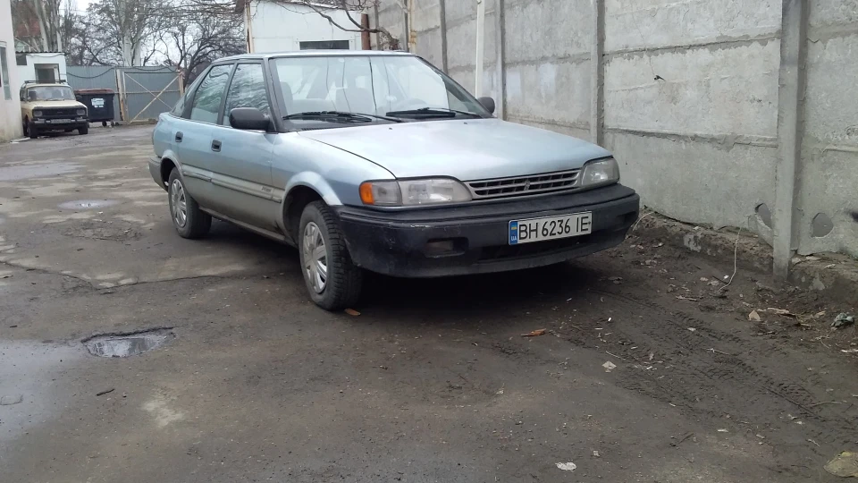 Toyota Corolla Geo Prizm 3