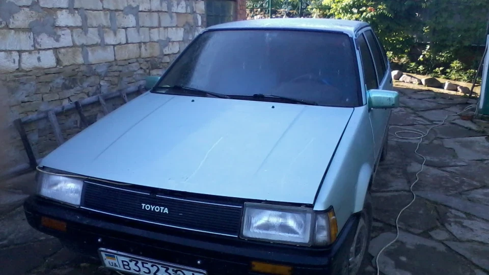 Toyota Corolla блакитний перламутр 4