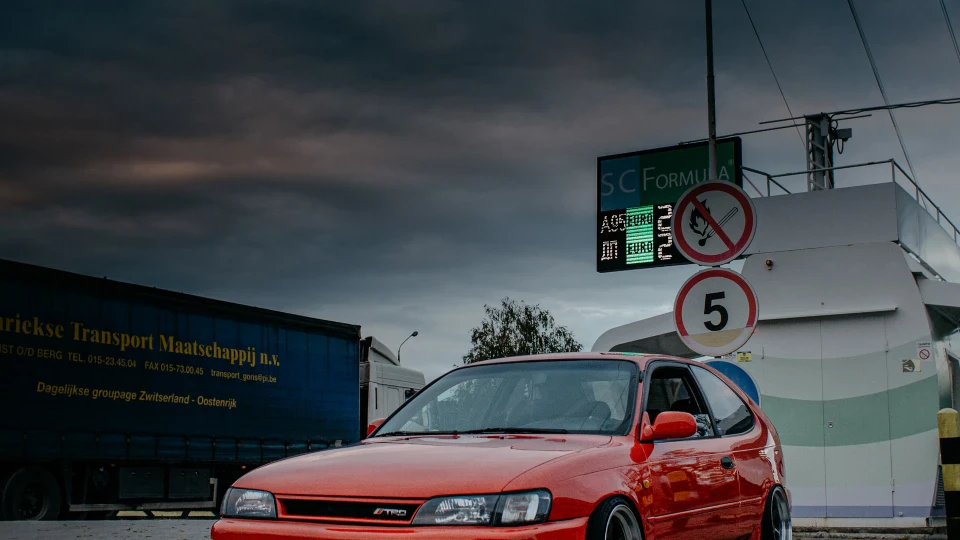 Toyota Corolla Гучна скринька