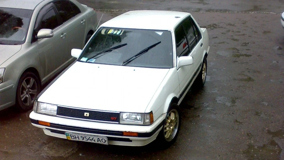 Toyota Corolla GT скажений седанчик