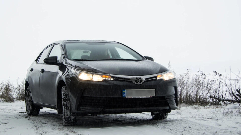 Toyota Corolla Haiiro no neko 3