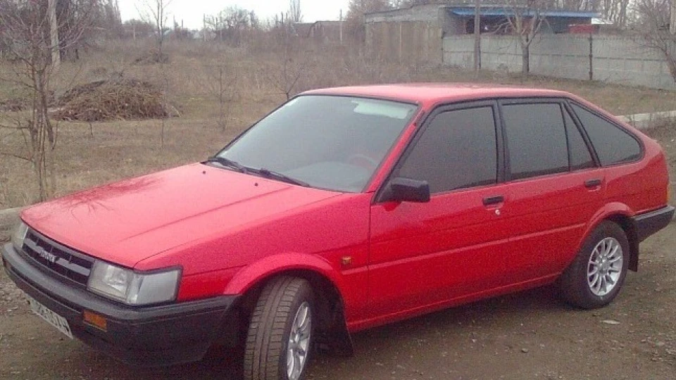 Toyota Corolla Красна пулька 3
