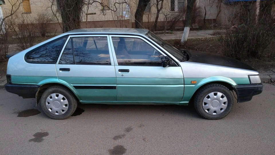 Toyota Corolla Ластівка 2
