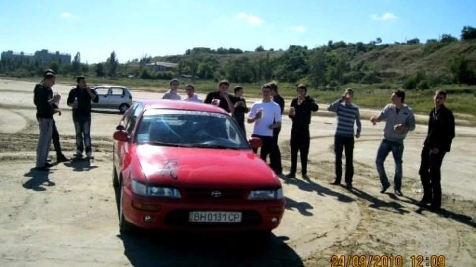 Toyota Corolla перша 2