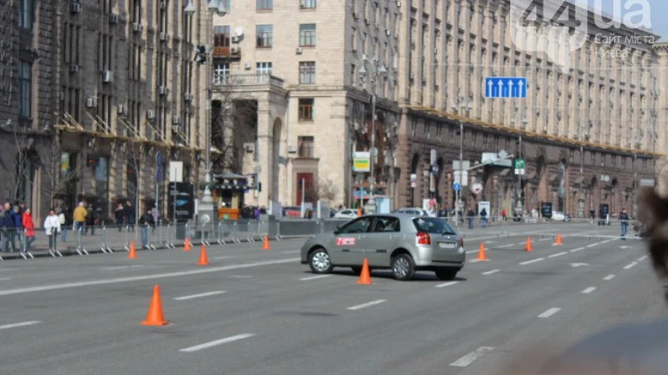 Toyota Corolla Слухняна дівчинка