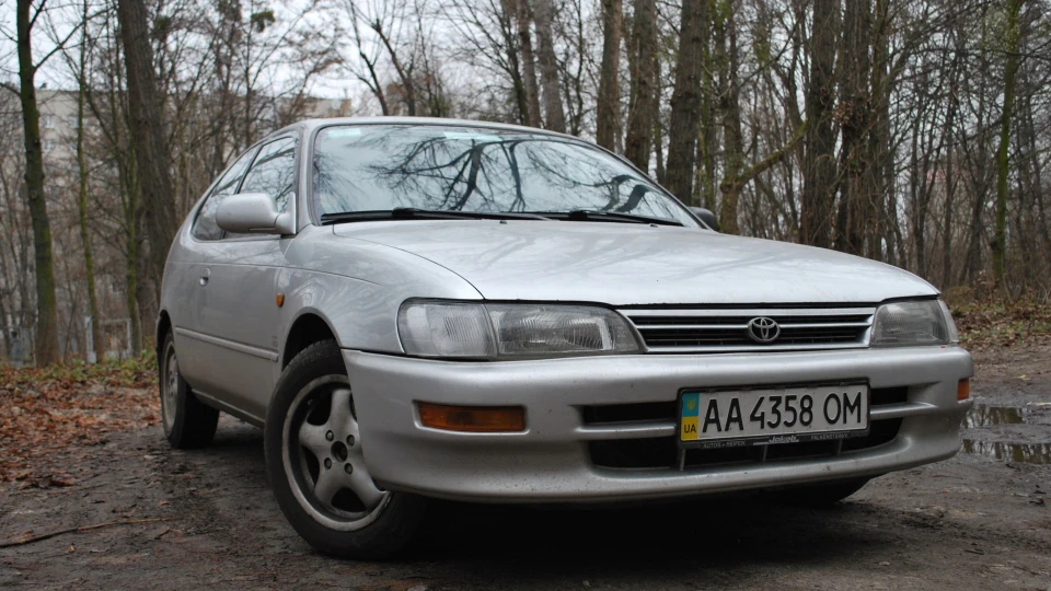 Toyota Corolla Сіра черепашка 2