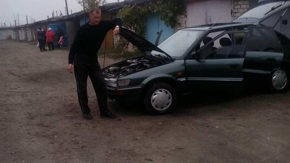 Toyota Corolla сіра 2