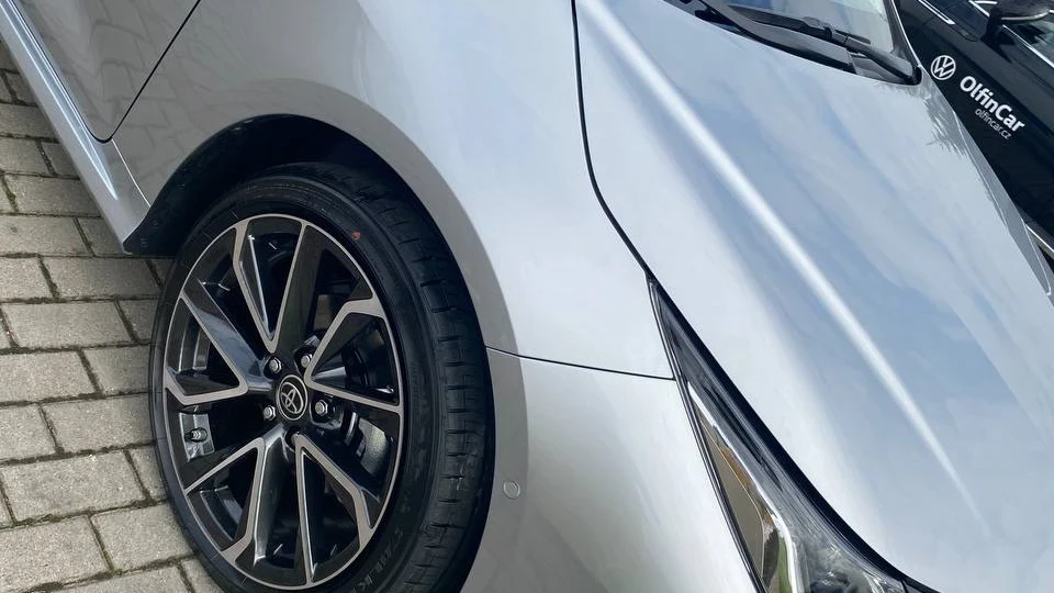 Toyota Corolla Срібна стріла